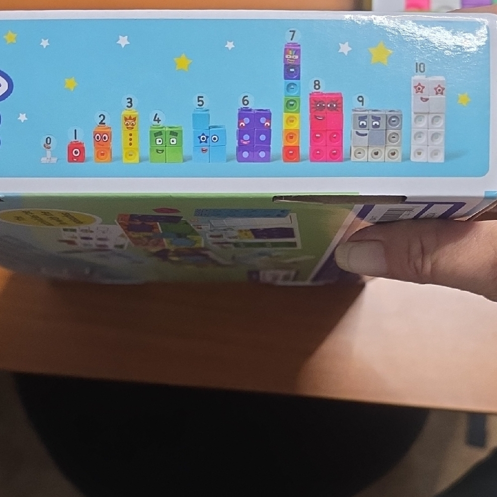 Numberblocks MathLink Cubes Activity Set - Picture 6 of 6